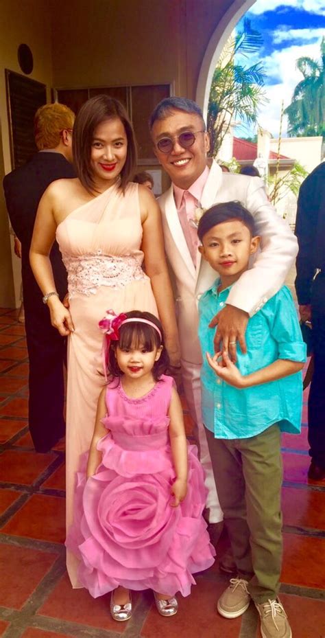 arnel pineda wife.